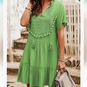 HOOKLZO Bohemian Tassel Tie V-Neck Short Sleeved Babydoll Dress in Green S